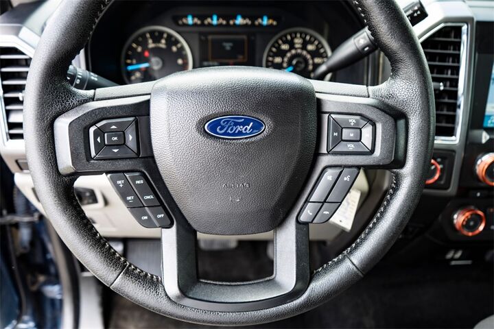 2016 Ford F-150 XLT  TX