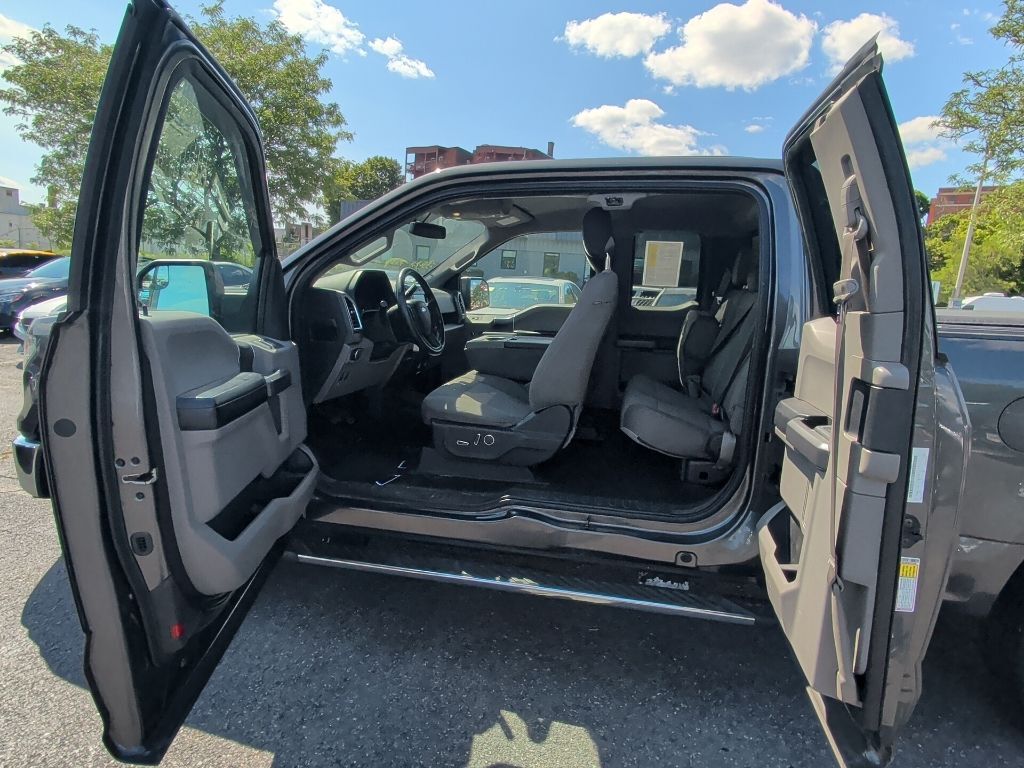 2016 Ford F-150 XLT Worcester MA