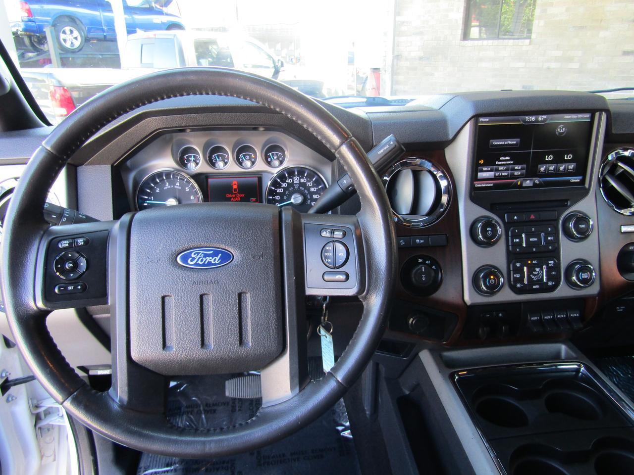 2016 Ford F-250 4WD Crew Cab 172 Lariat Grand Prairie TX