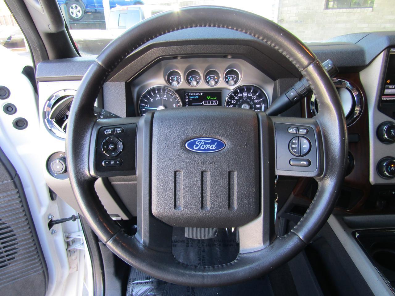 2016 Ford F-250 4WD Crew Cab 172 Lariat Grand Prairie TX