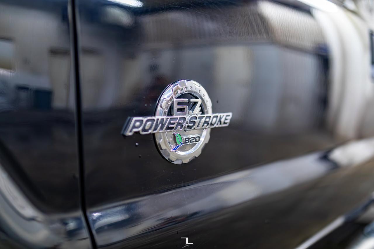 2016 Ford F-250 4x4 Crew Cab XL FX4 Diesel Red Deer AB