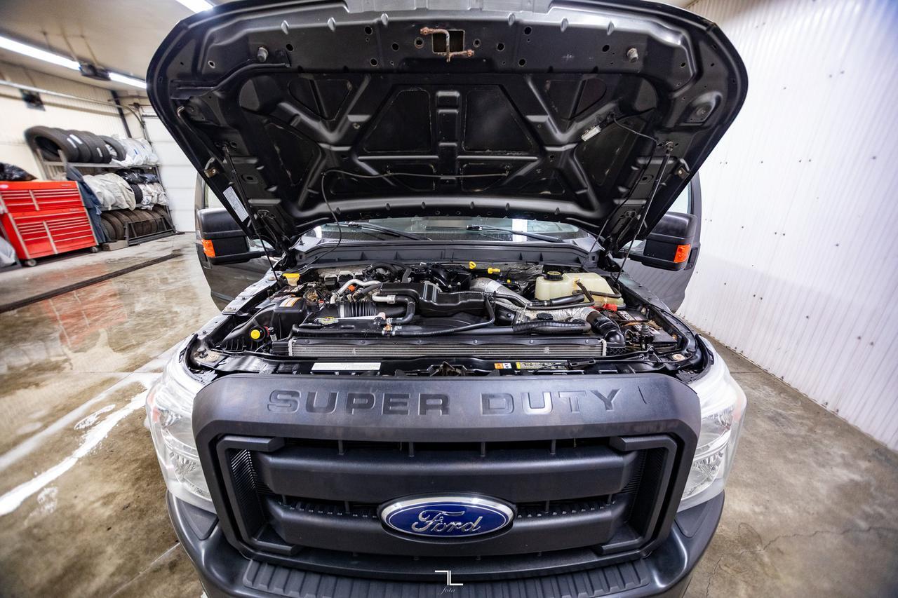 2016 Ford F-250 4x4 Crew Cab XL Longbox Diesel Red Deer AB