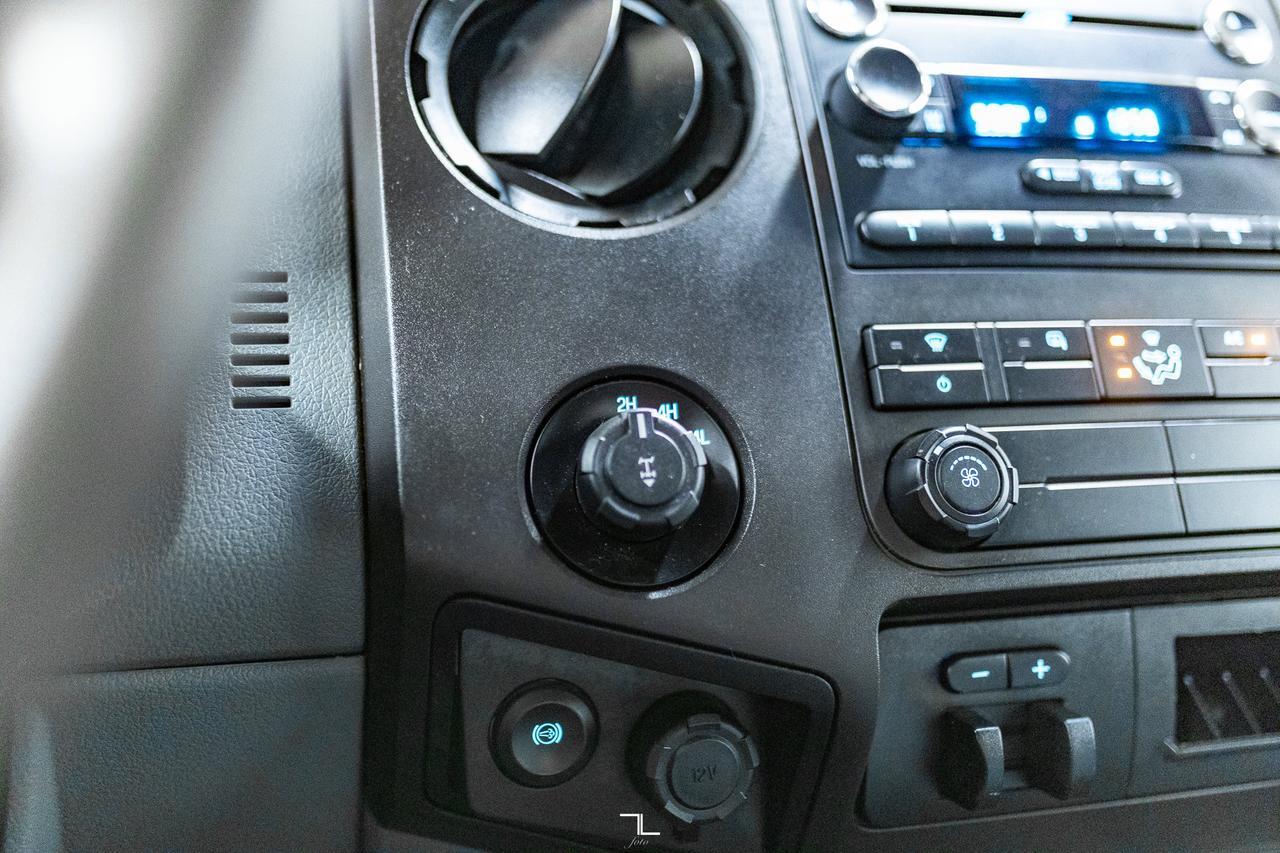 2016 Ford F-250 4x4 Crew Cab XL Longbox Diesel Red Deer AB