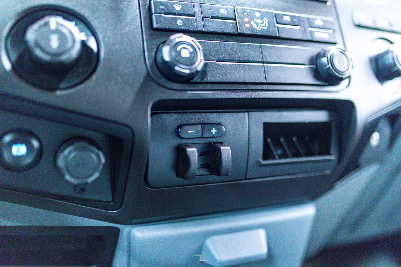 2016 Ford F-250 4x4 Crew Cab XL Longbox Diesel Red Deer AB