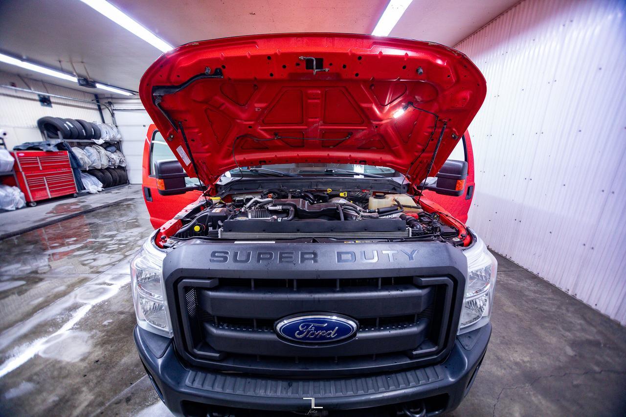 2016 Ford F-250 4x4 Crew Cab XL Longbox Diesel Red Deer AB