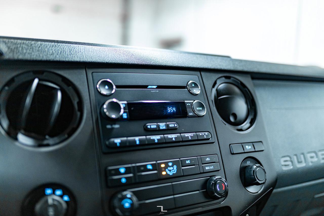 2016 Ford F-250 4x4 Crew Cab XL Longbox Red Deer AB