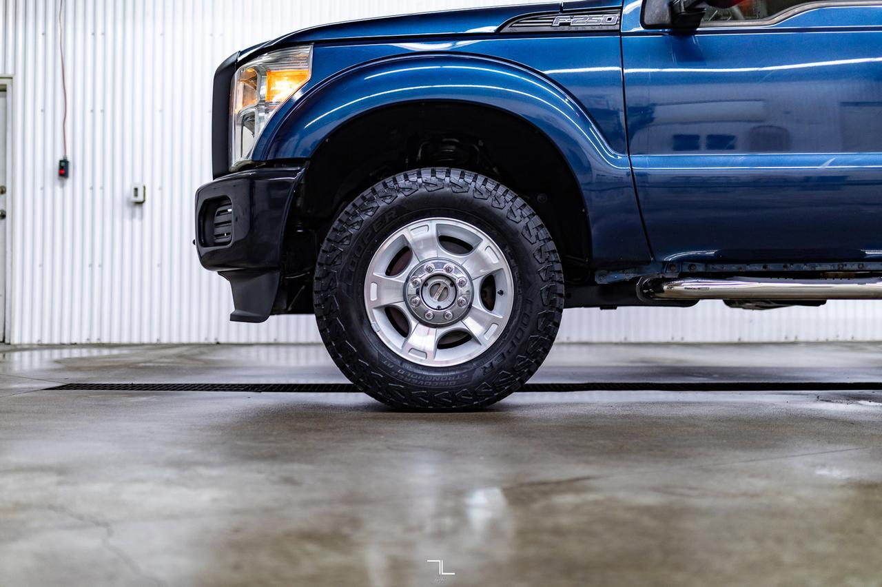 2016 Ford F-250 4x4 Crew Cab XL Longbox Red Deer AB