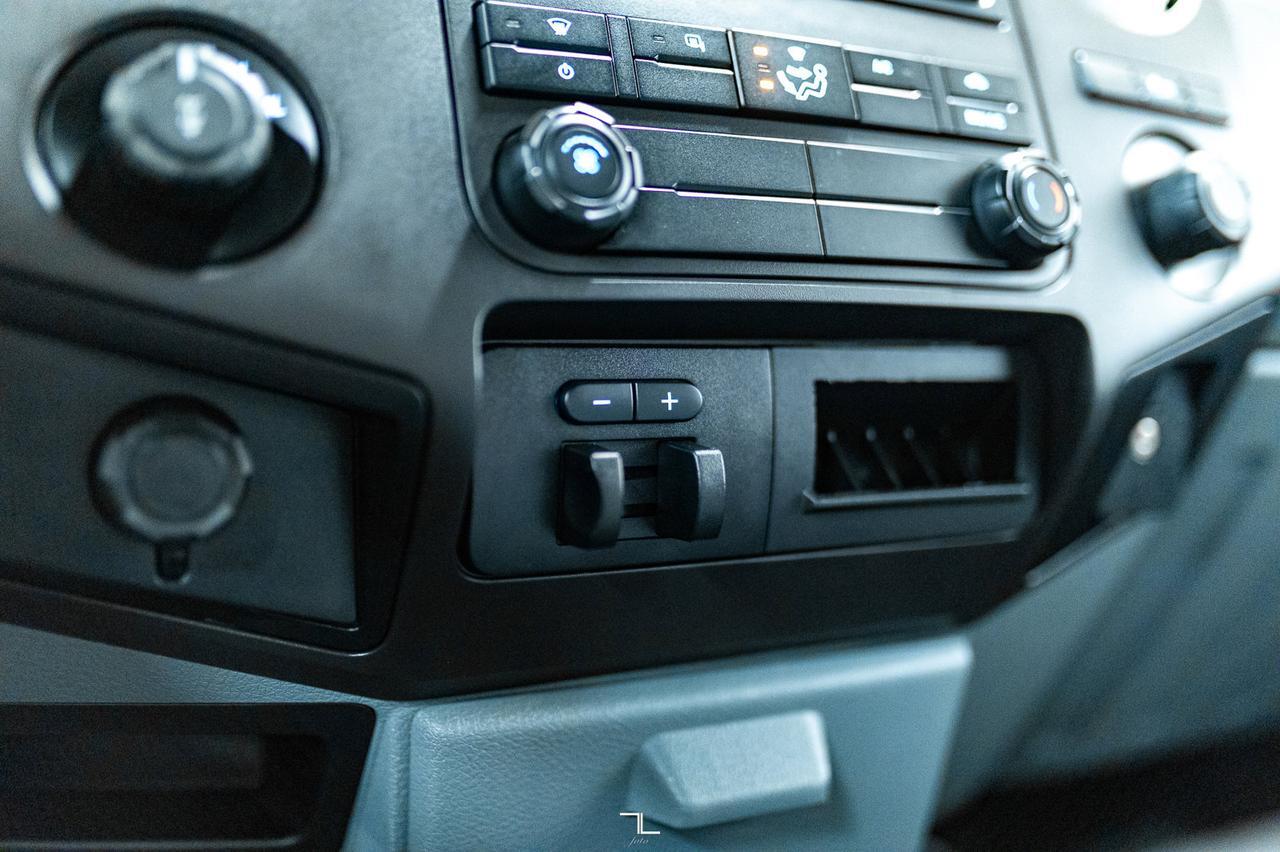 2016 Ford F-250 4x4 Crew Cab XL Longbox Red Deer AB