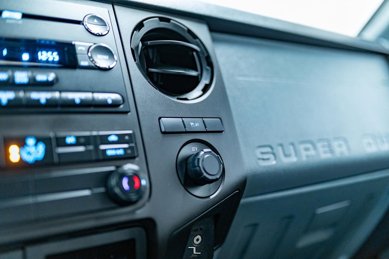 2016 Ford F-250 4x4 Crew Cab XL Longbox Red Deer AB