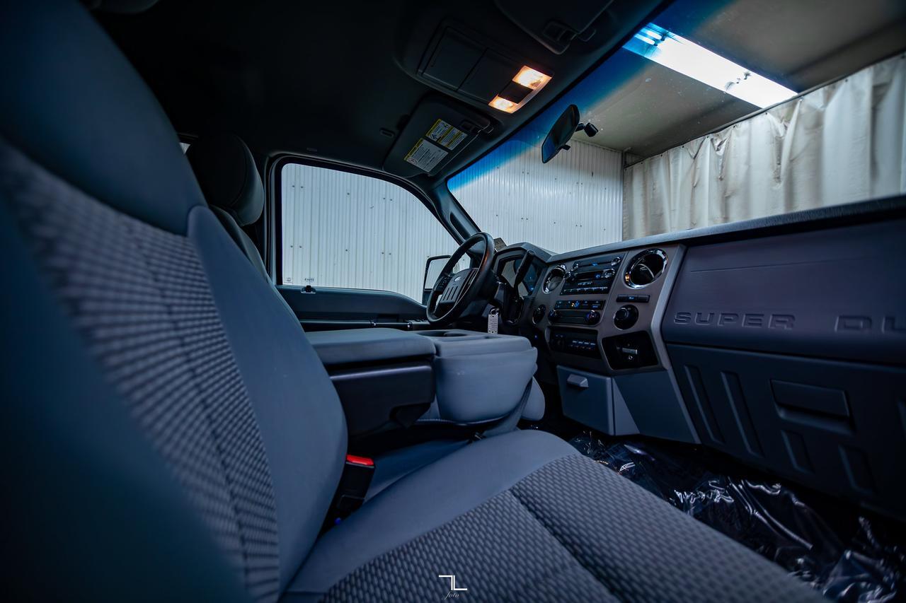 2016 Ford F-250 4x4 Crew Cab XLT Diesel Red Deer AB