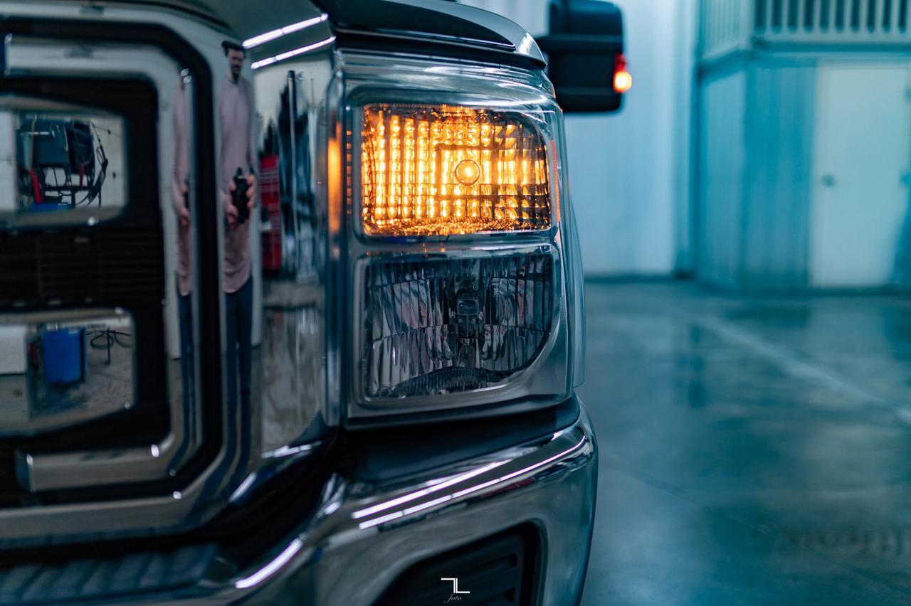 2016 Ford F-250 4x4 Crew Cab XLT Longbox Diesel Red Deer AB