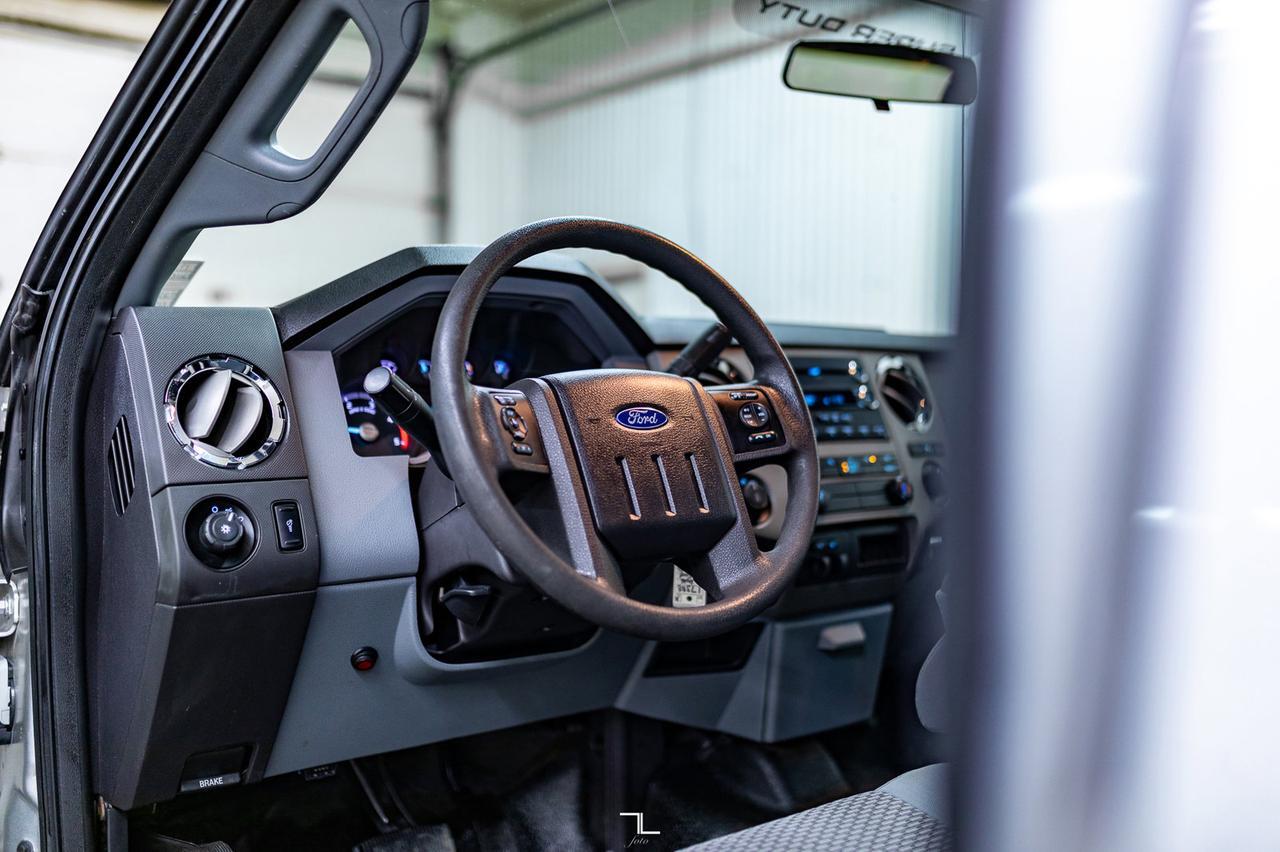 2016 Ford F-250 4x4 Crew Cab XLT Longbox Diesel Red Deer AB