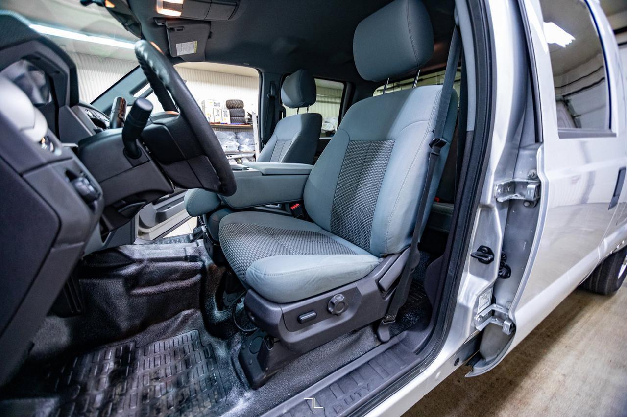 2016 Ford F-250 4x4 Crew Cab XLT Longbox Diesel Red Deer AB