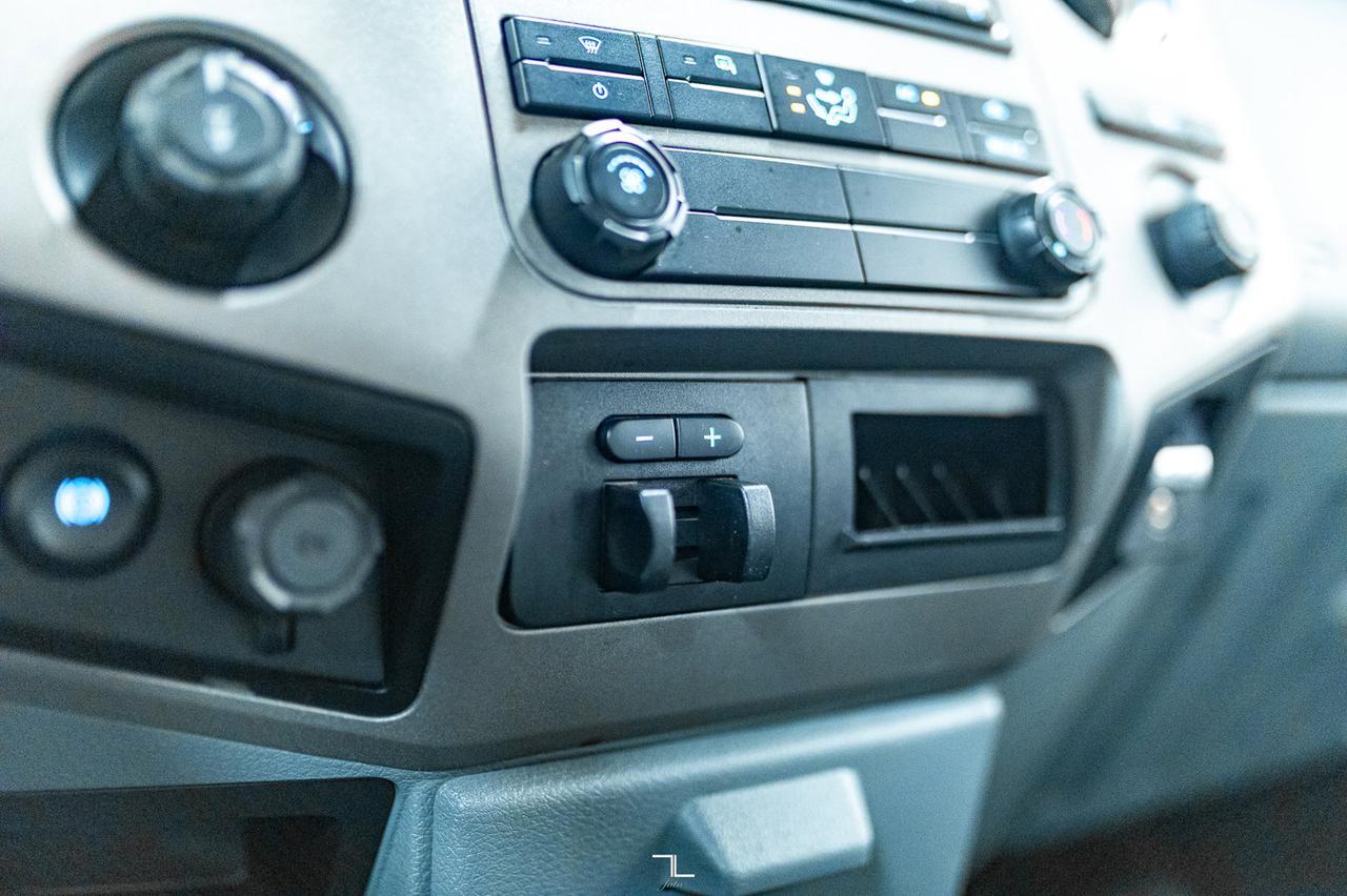 2016 Ford F-250 4x4 Crew Cab XLT Longbox Diesel Red Deer AB