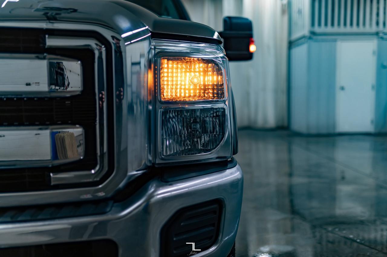 2016 Ford F-250 4x4 Crew Cab XLT Longbox Diesel Red Deer AB