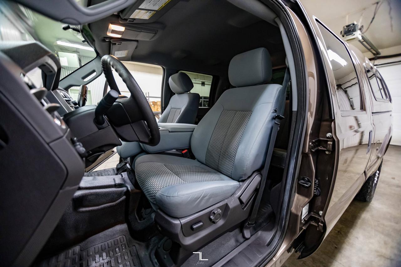 2016 Ford F-250 4x4 Crew Cab XLT Longbox Diesel Red Deer AB