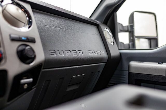 2016 Ford F-250 4x4 Crew Cab XLT Longbox Diesel Red Deer AB