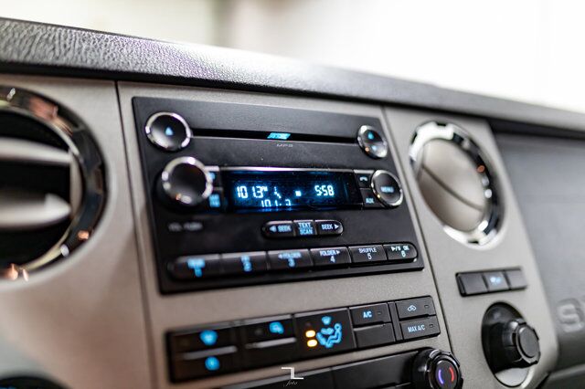 2016 Ford F-250 4x4 Crew Cab XLT Longbox Diesel Red Deer AB