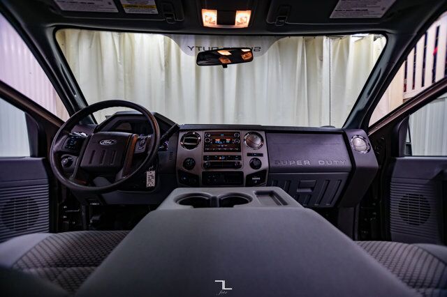 2016 Ford F-250 4x4 Crew Cab XLT Longbox Diesel Red Deer AB