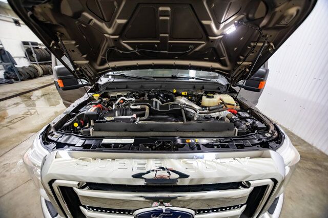 2016 Ford F-250 4x4 Crew Cab XLT Longbox Diesel Red Deer AB