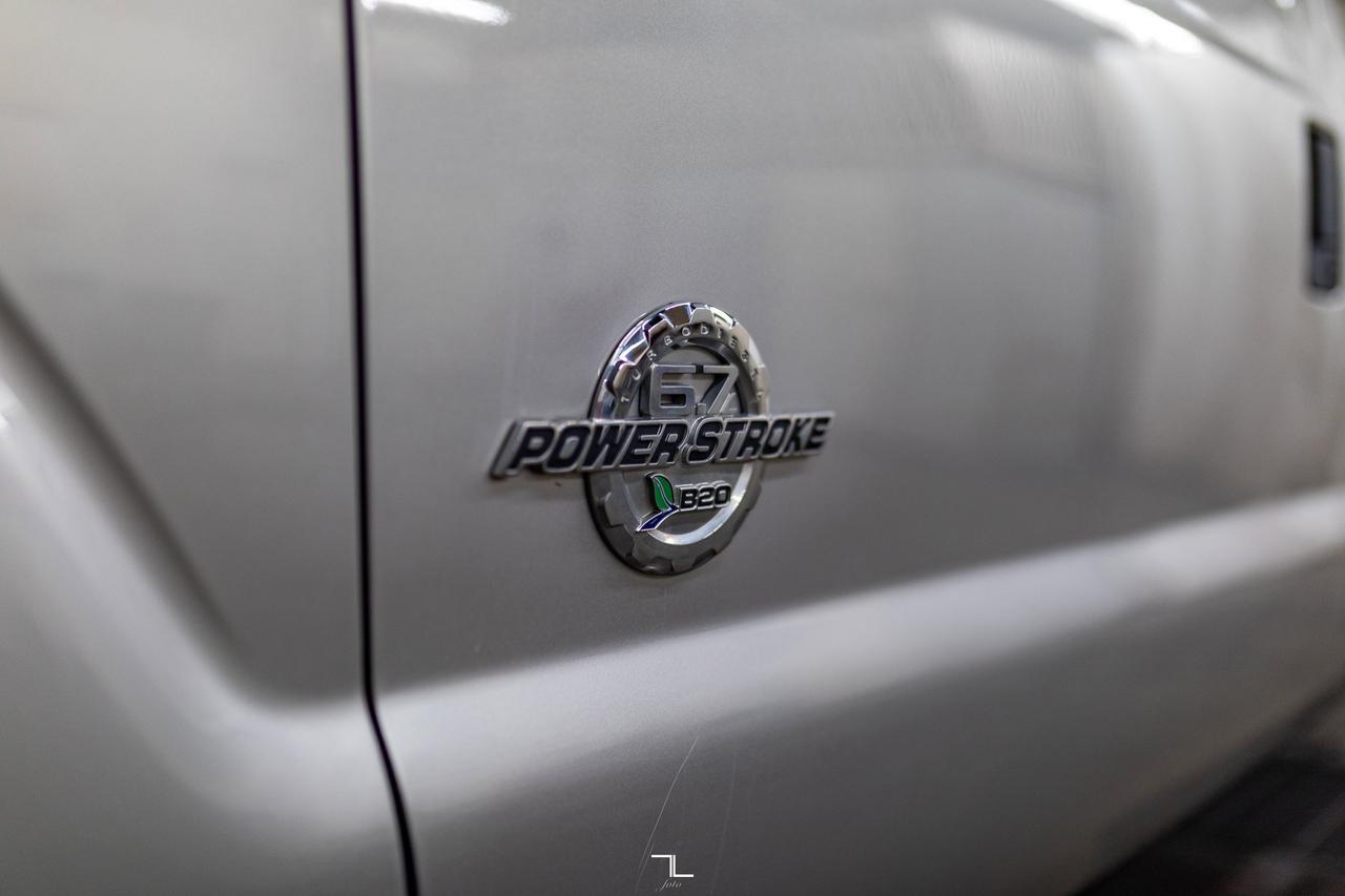 2016 Ford F-250 4x4 Crew Cab XLT Longbox Diesel Red Deer AB