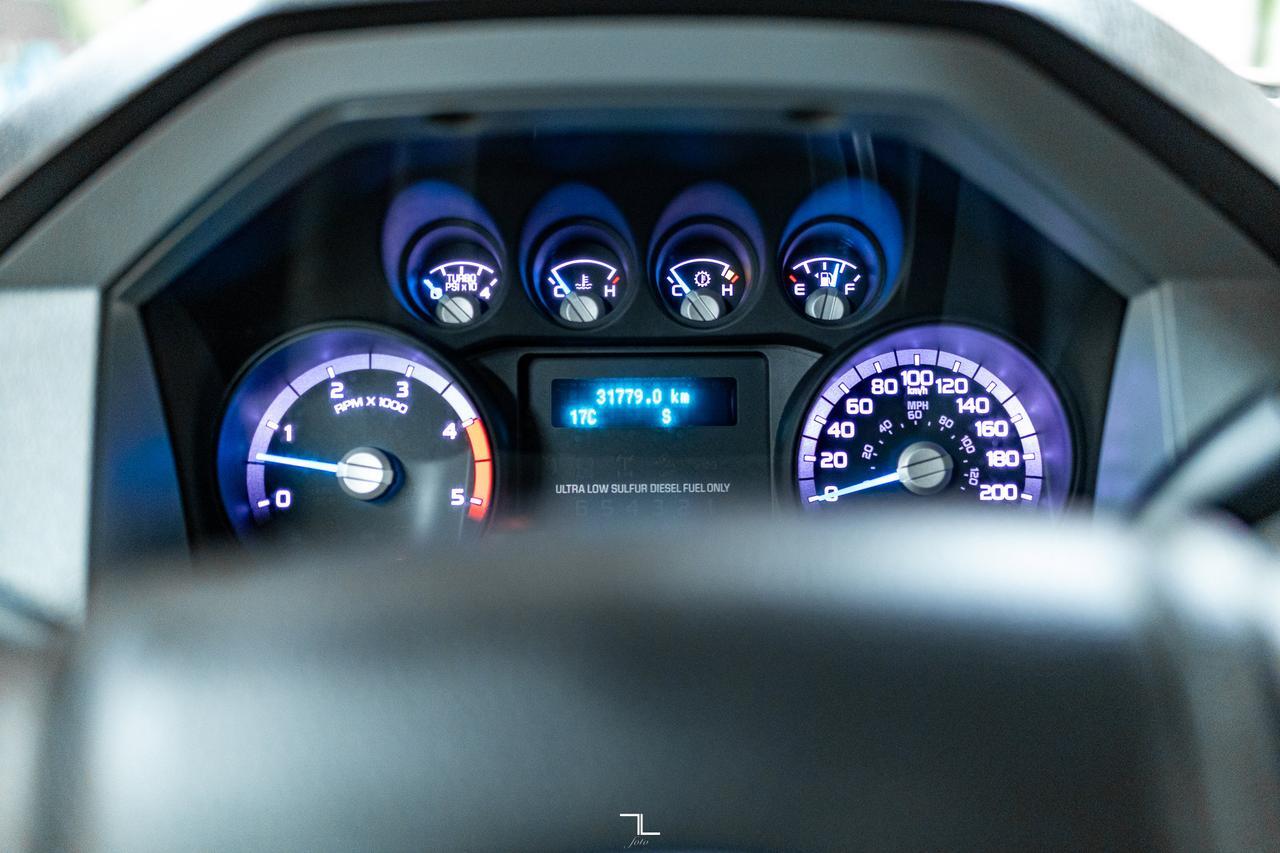 2016 Ford F-250 4x4 Crew Cab XLT Longbox Diesel Red Deer AB