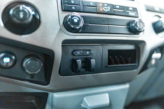 2016 Ford F-250 4x4 Crew Cab XLT Longbox Diesel Red Deer AB