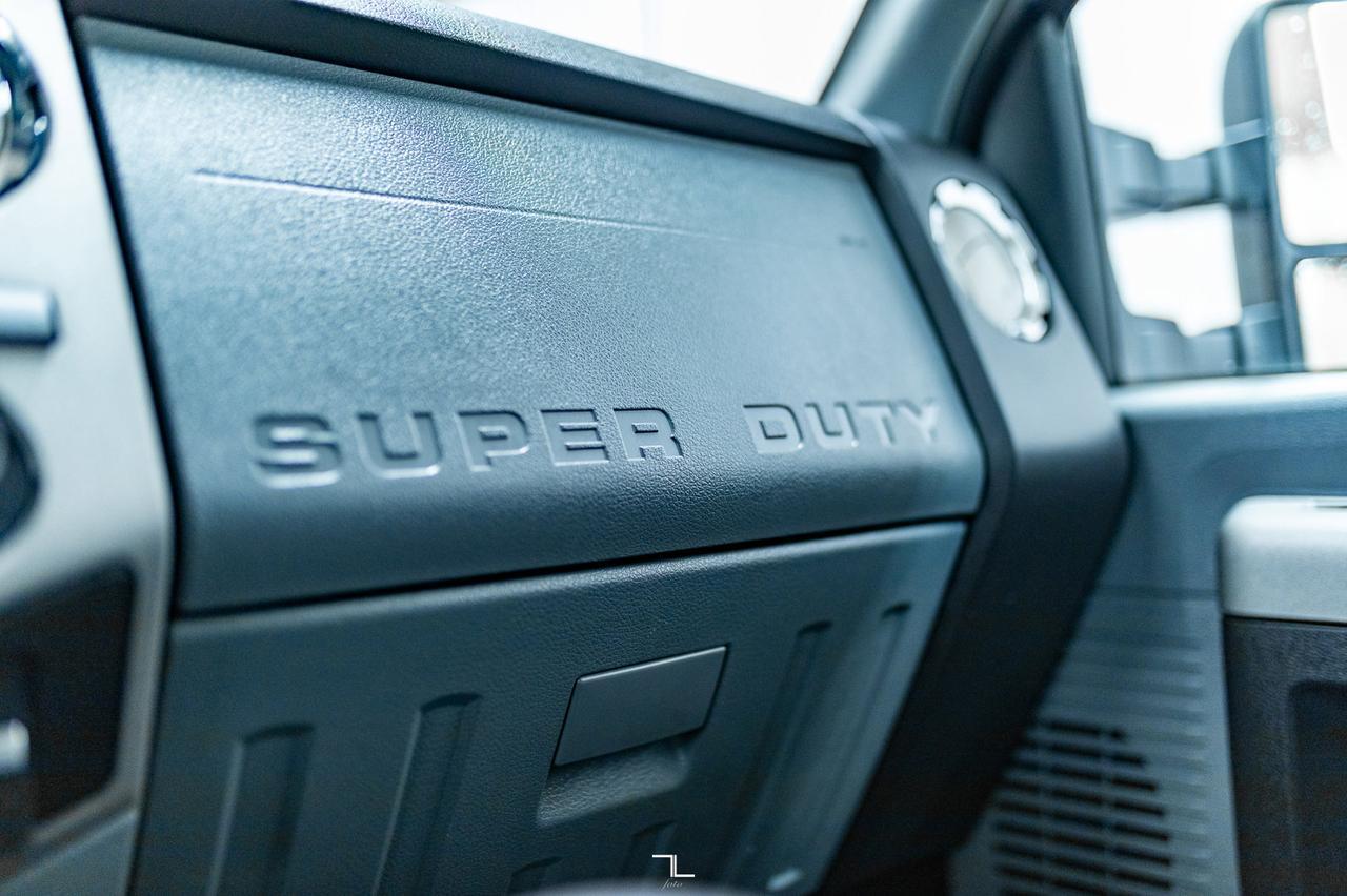 2016 Ford F-250 4x4 Crew Cab XLT Longbox Red Deer AB