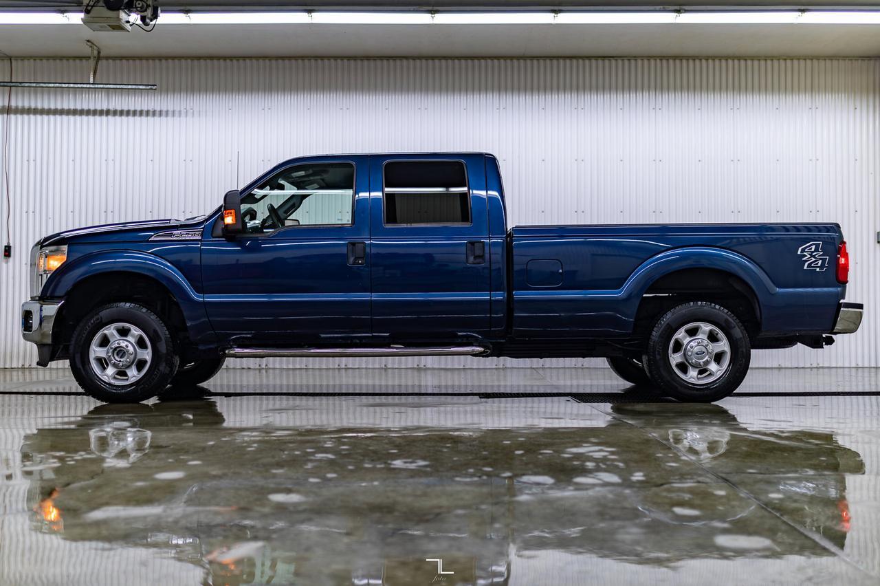 2016 Ford F-250 4x4 Crew Cab XLT Longbox Red Deer AB