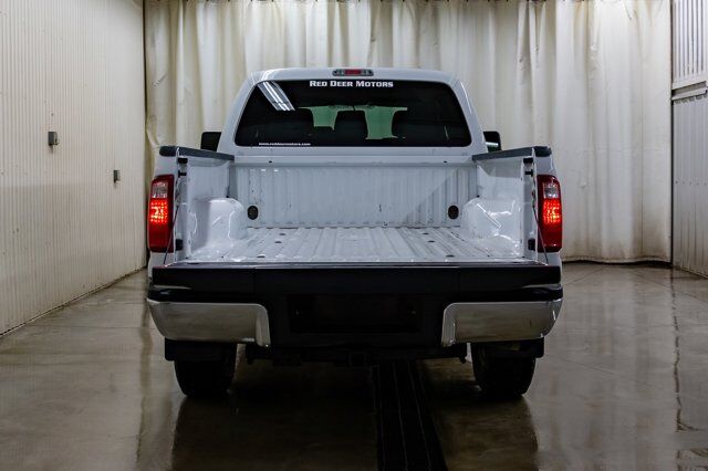 2016 Ford F-250 4x4 Crew Cab XLT Red Deer AB
