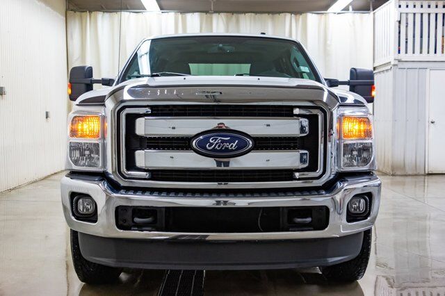 2016 Ford F-250 4x4 Crew Cab XLT Red Deer AB