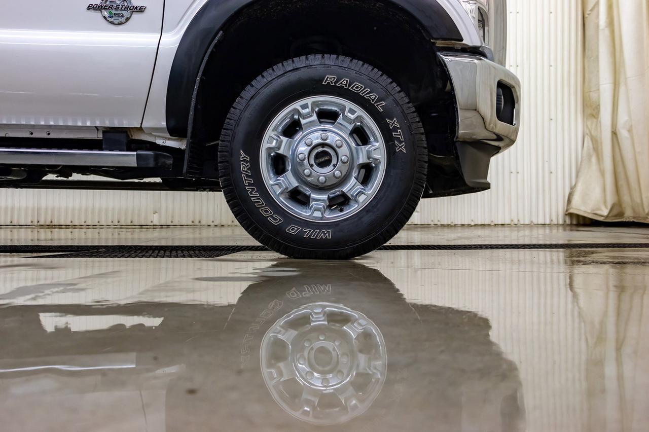 2016 Ford F-250 4x4 Super Cab Lariat Diesel Leather Nav BCam Red Deer AB