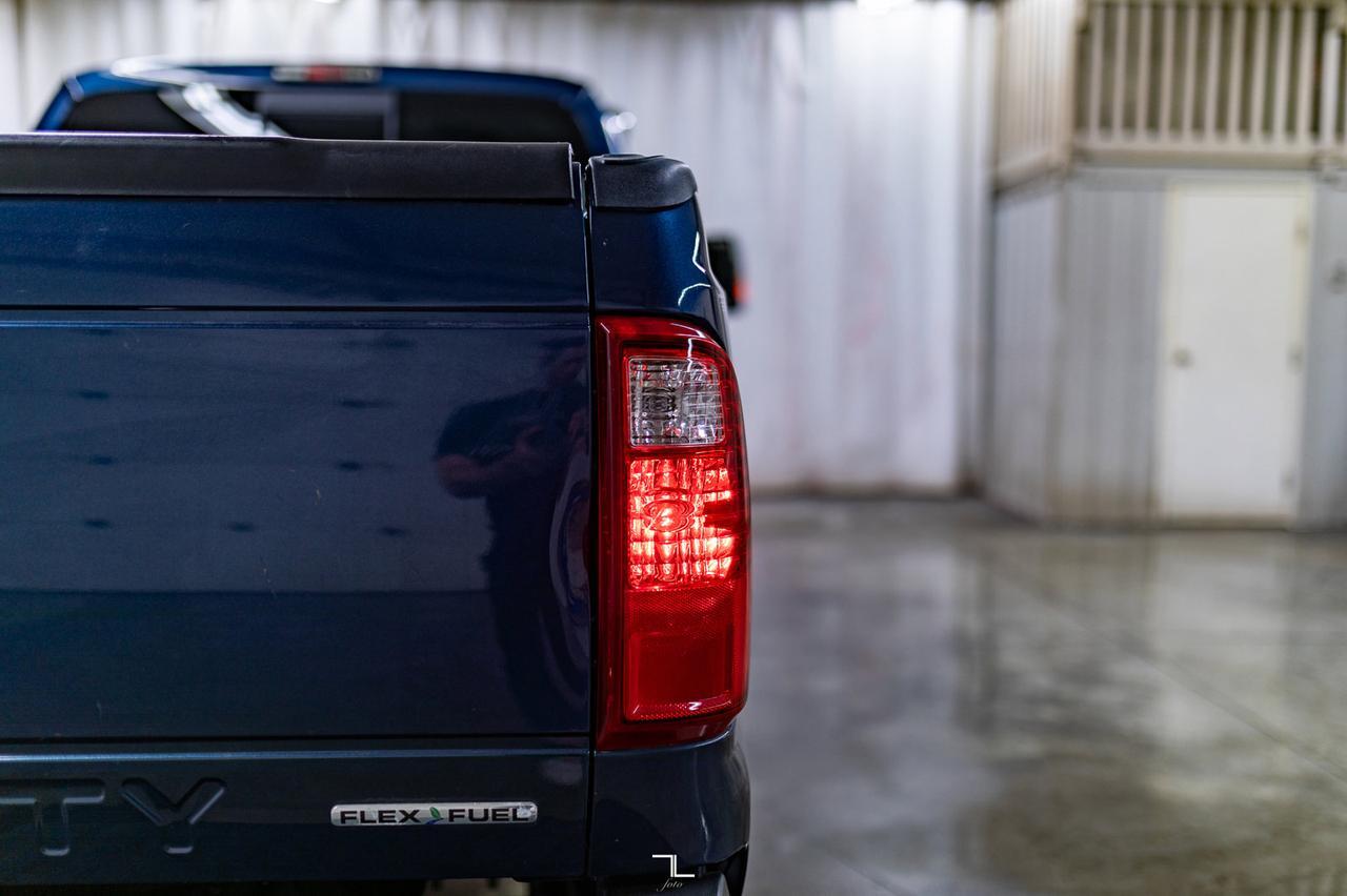 2016 Ford F-250 4x4 Super Cab XL Longbox Red Deer AB