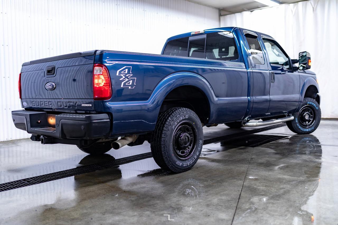 2016 Ford F-250 4x4 Super Cab XL Longbox Red Deer AB