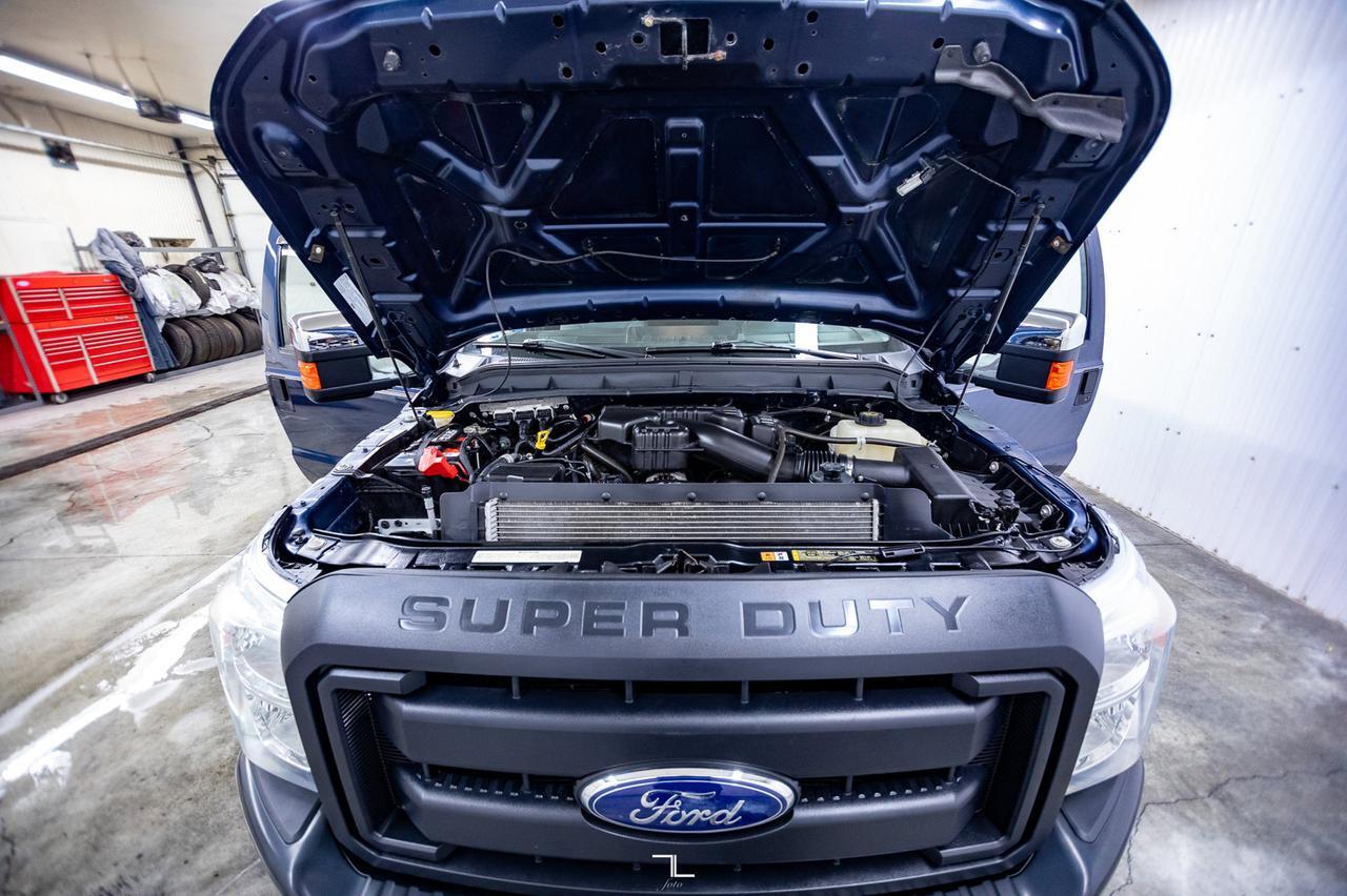 2016 Ford F-250 4x4 Super Cab XL Longbox Red Deer AB