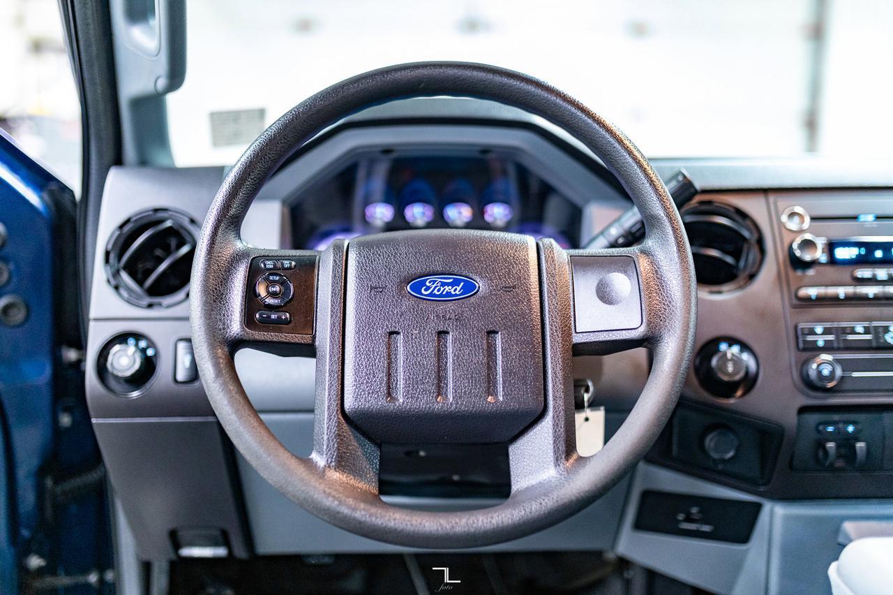 2016 Ford F-250 4x4 Super Cab XL Longbox Red Deer AB