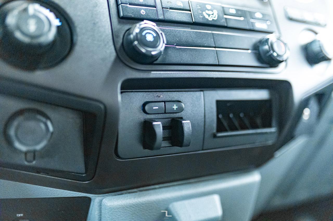 2016 Ford F-250 4x4 Super Cab XL Longbox Red Deer AB