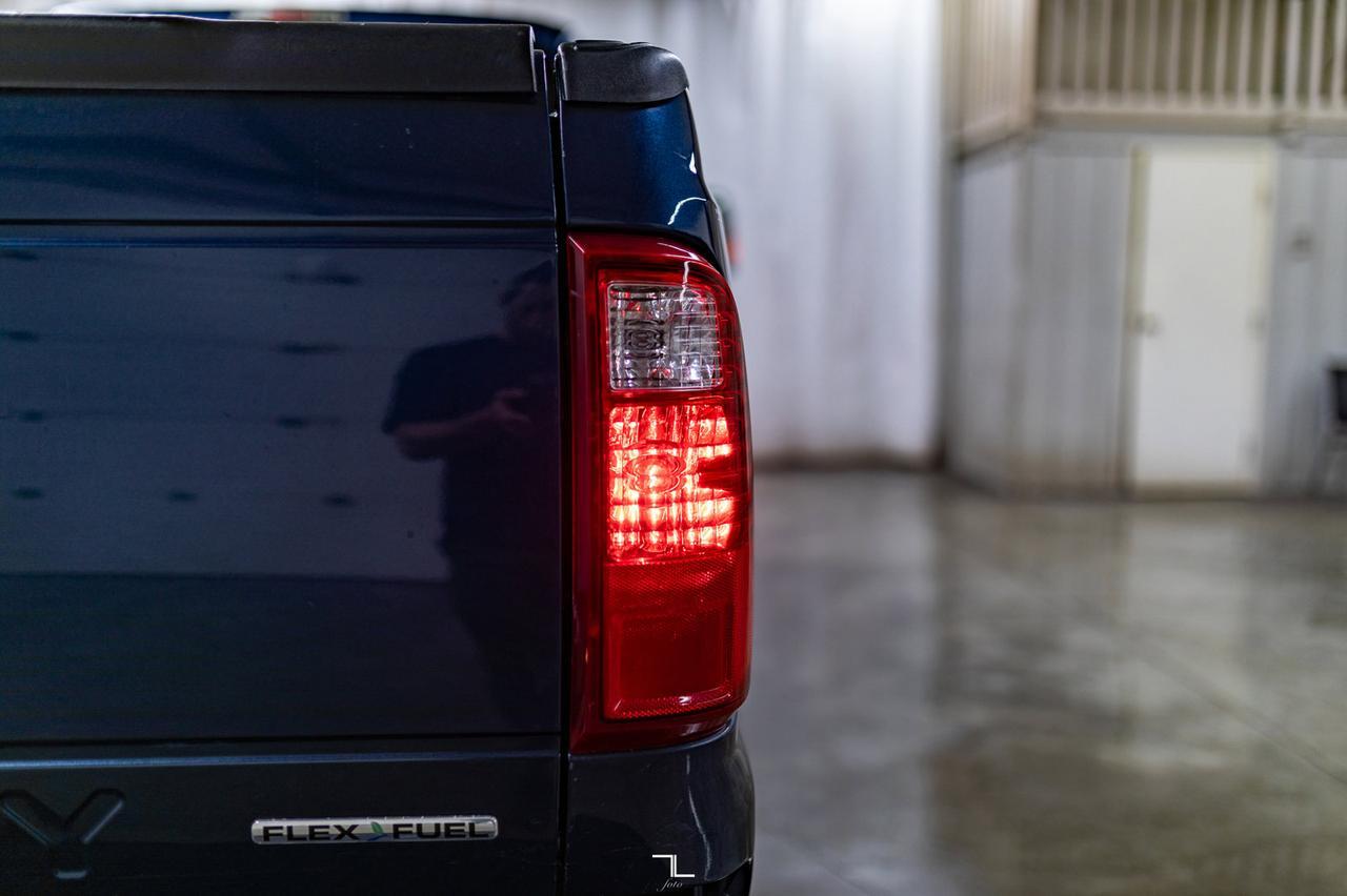 2016 Ford F-250 4x4 Super Cab XL Longbox Red Deer AB