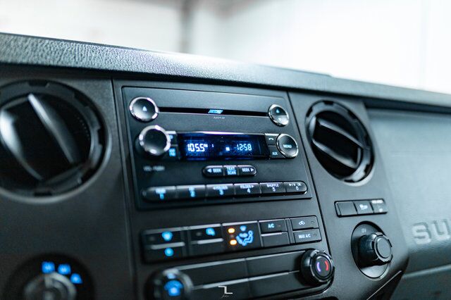 2016 Ford F-250 4x4 Super Cab XL Longbox Red Deer AB