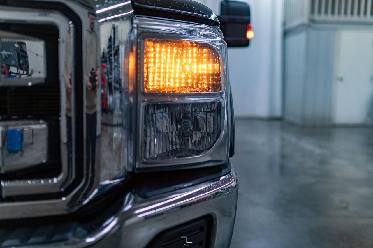 2016 Ford F-250 4x4 Super Cab XLT Longbox Red Deer AB