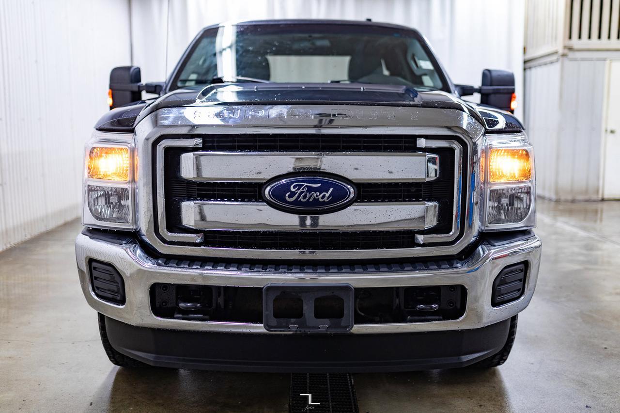 2016 Ford F-250 4x4 Super Cab XLT Longbox Red Deer AB