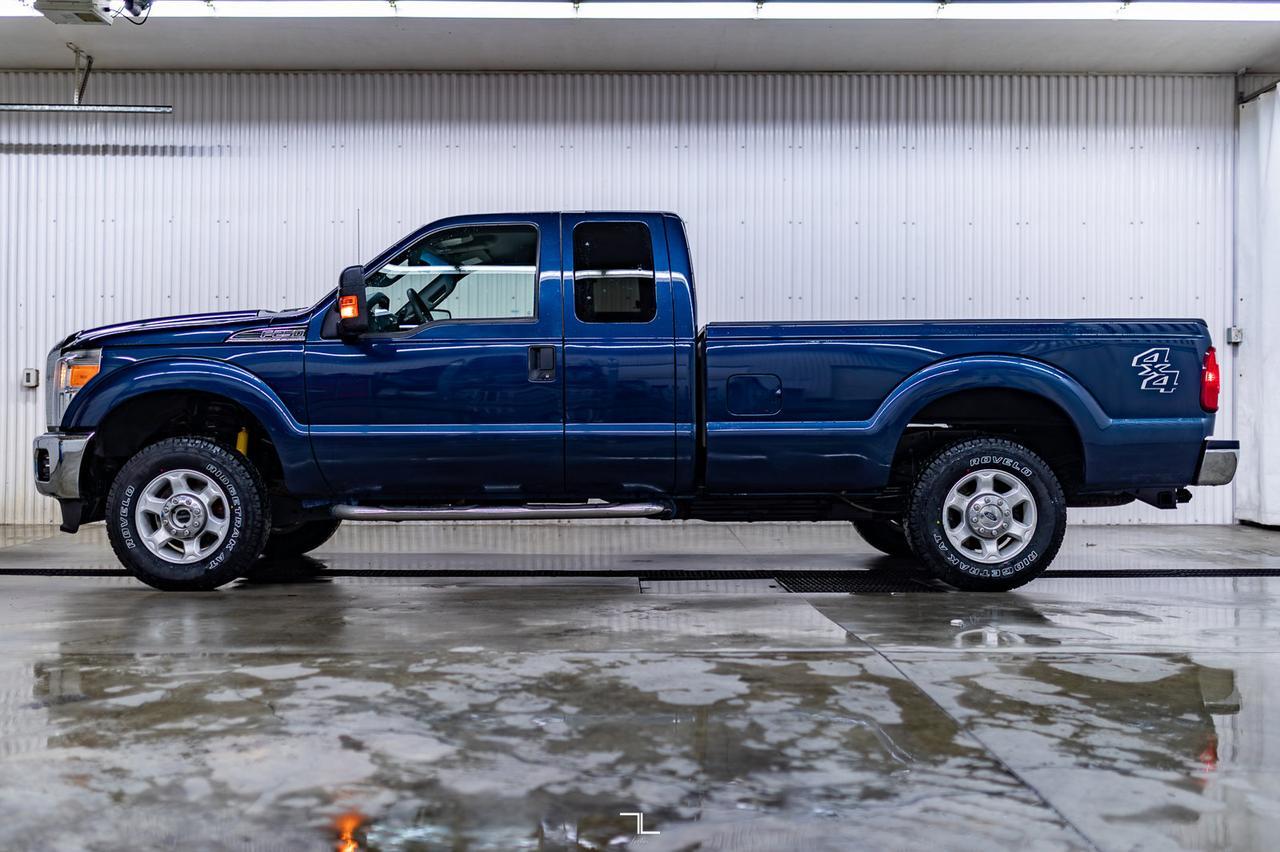 2016 Ford F-250 4x4 Super Cab XLT Longbox Red Deer AB