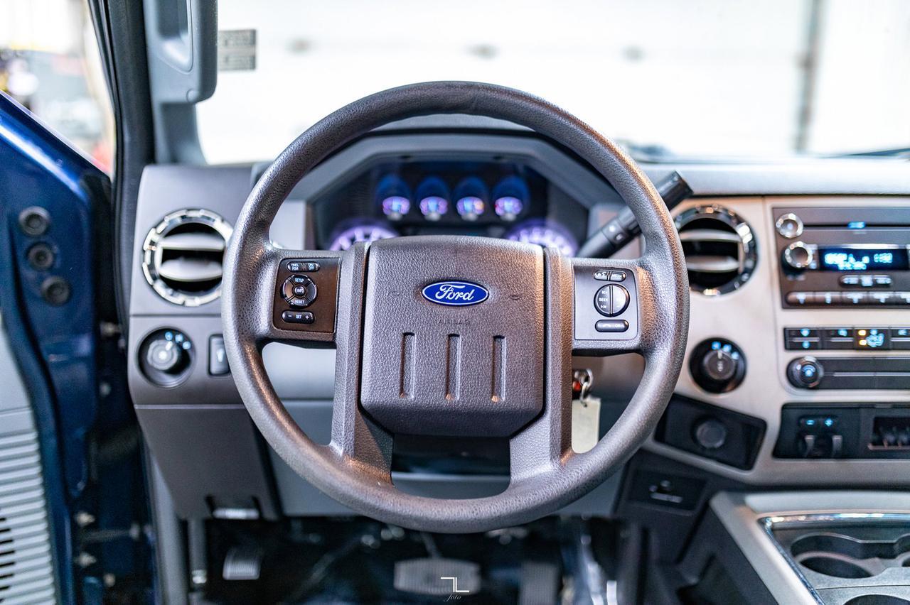 2016 Ford F-250 4x4 Super Cab XLT Longbox Red Deer AB