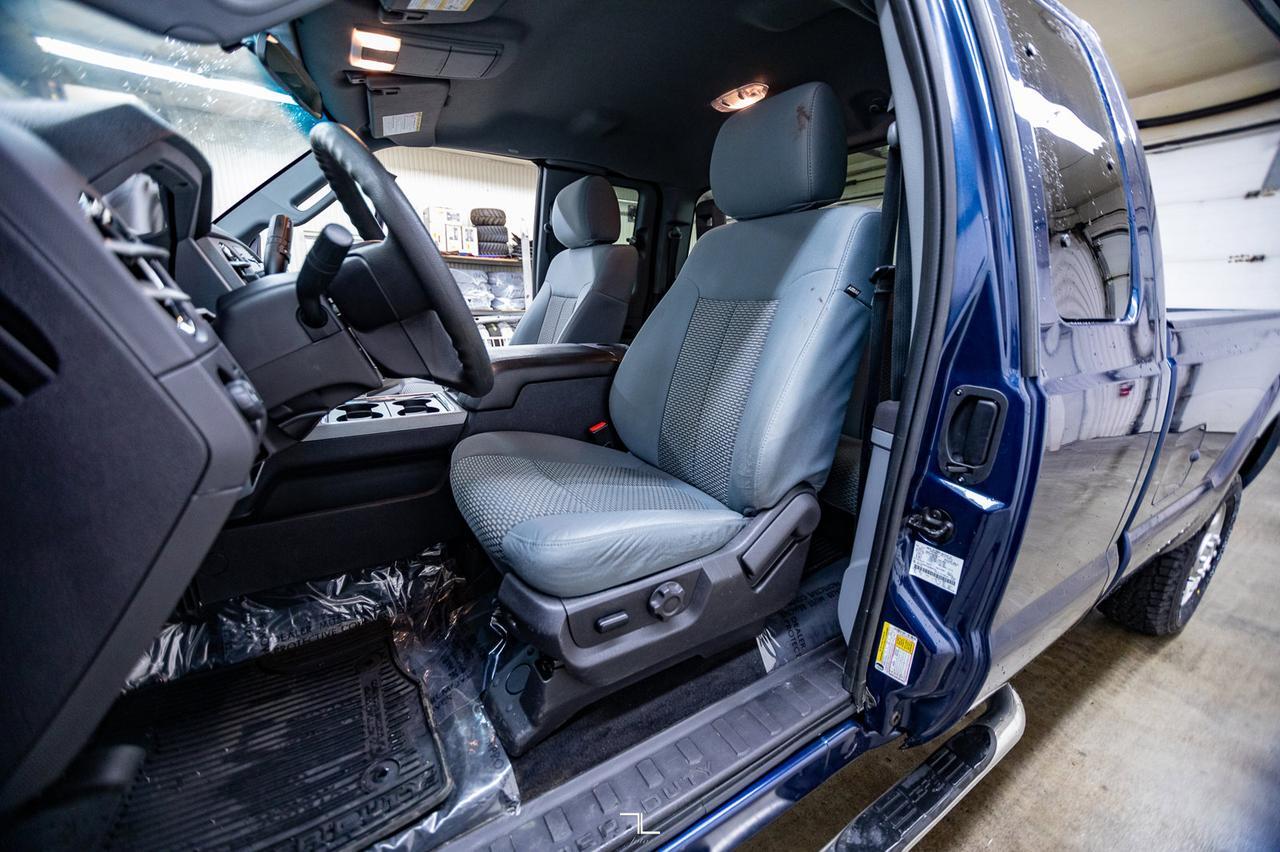 2016 Ford F-250 4x4 Super Cab XLT Longbox Red Deer AB