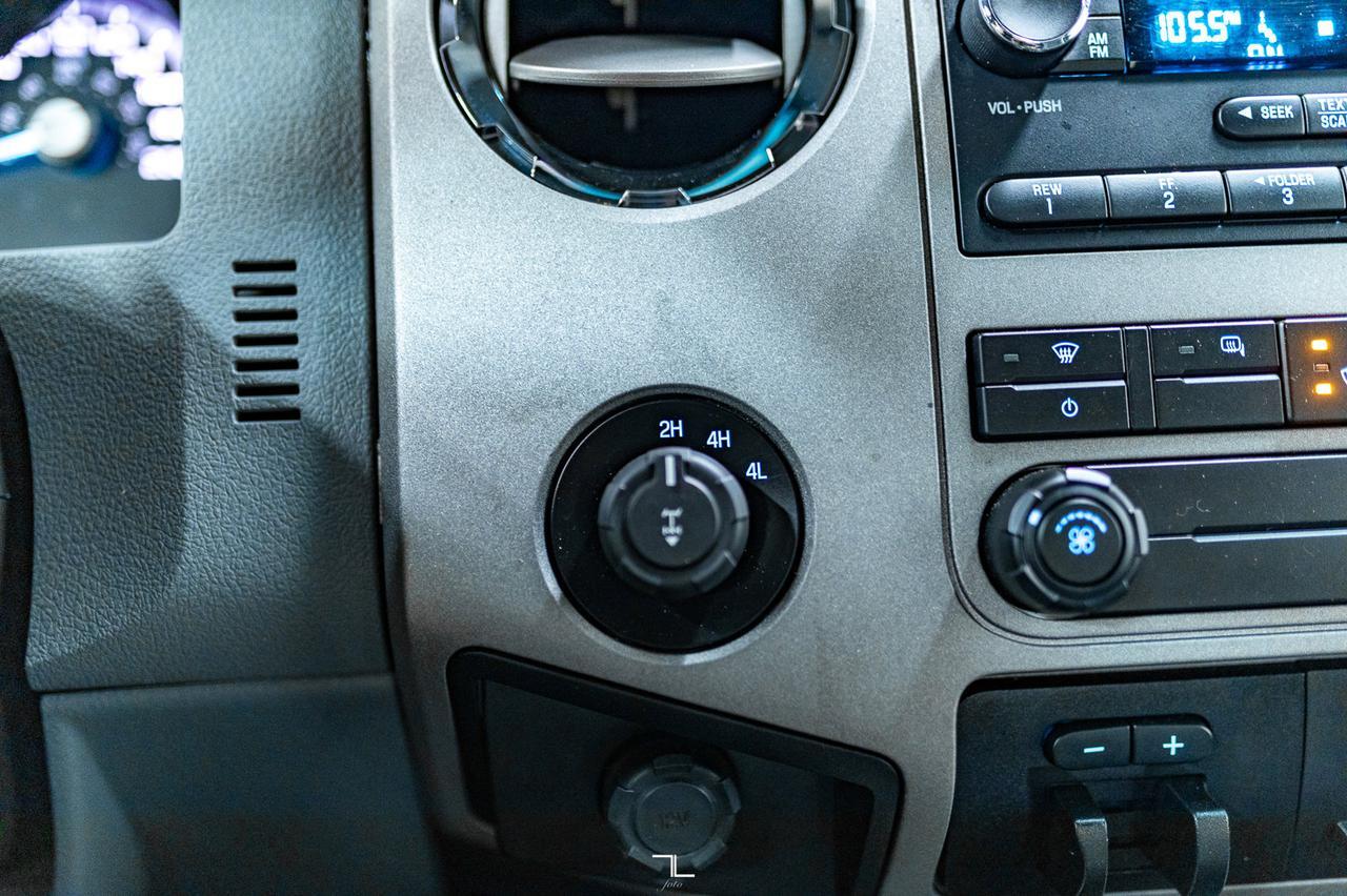 2016 Ford F-250 4x4 Super Cab XLT Longbox Red Deer AB