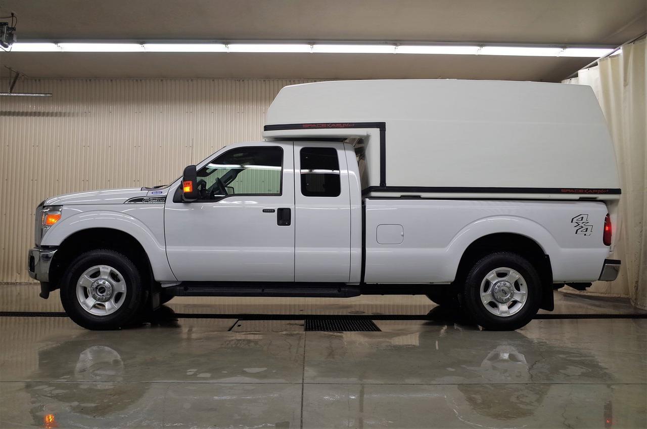 2016 Ford F-250 4x4 Super Cab XLT Longbox Topper Red Deer AB