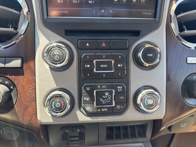 2016 Ford F-250SD Lariat Random Lake WI