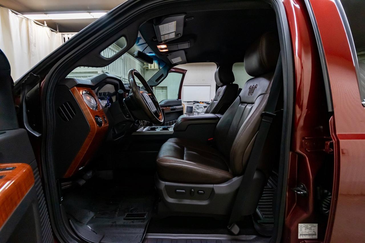 2016 Ford F-350 4x4 Crew Cab King Ranch Diesel Leather Nav BCam Red Deer AB