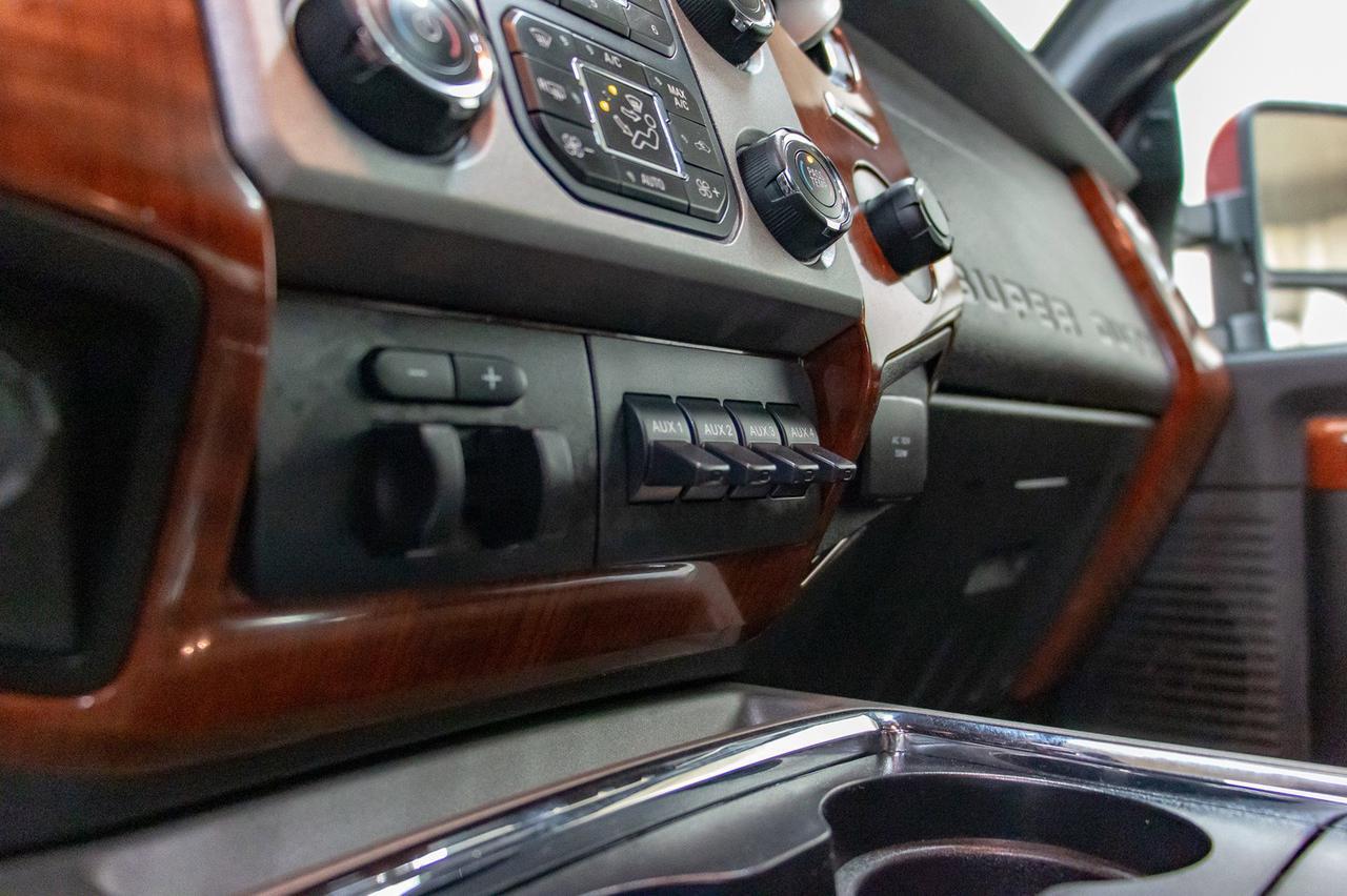 2016 Ford F-350 4x4 Crew Cab King Ranch Diesel Leather Roof Nav Red Deer AB