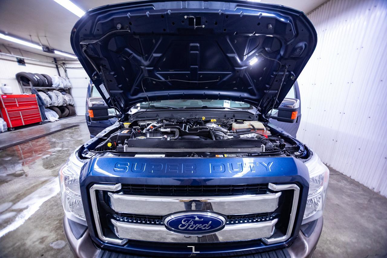 2016 Ford F-350 4x4 Crew Cab King Ranch FX4 Diesel Leather Roof Nav Red Deer AB